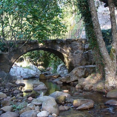 Apartamentos Rurales Manolo Casas del Monte Buitenkant foto